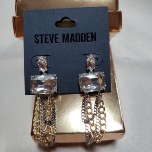 Steve Madden rhinestone post earings. NWT